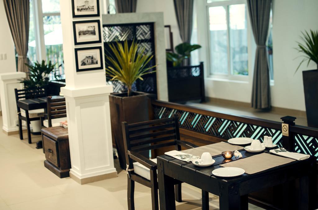Frangipani Boutique Hotel Дананг Экстерьер фото