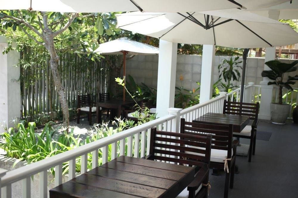 Frangipani Boutique Hotel Дананг Экстерьер фото