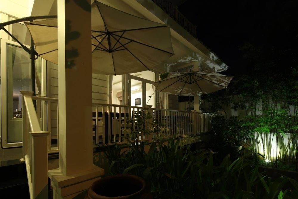 Frangipani Boutique Hotel Дананг Экстерьер фото