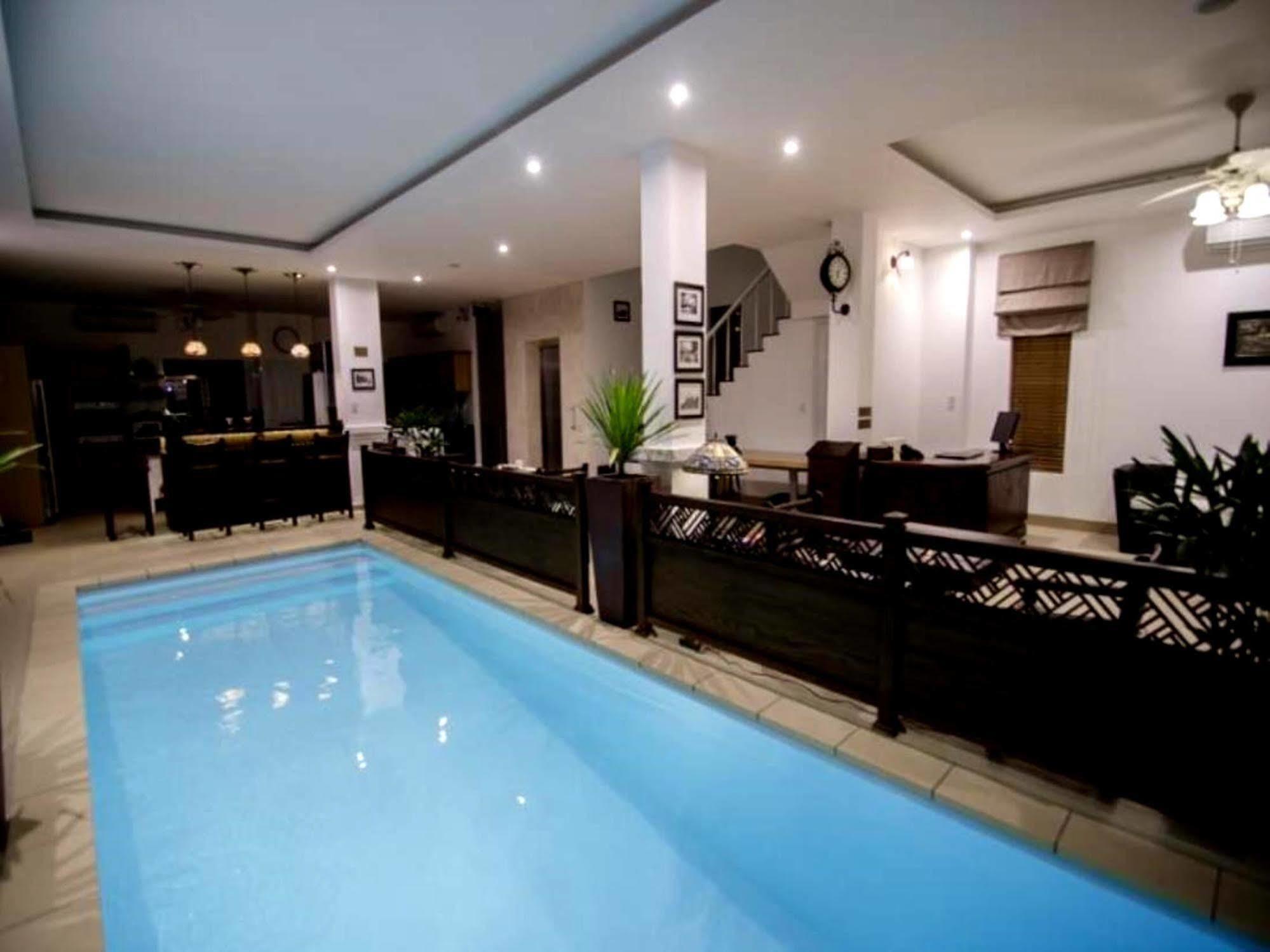 Frangipani Boutique Hotel Дананг Экстерьер фото